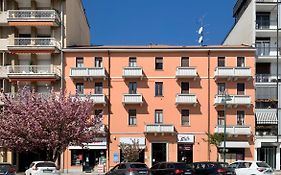 Maiden-Art Apartment
